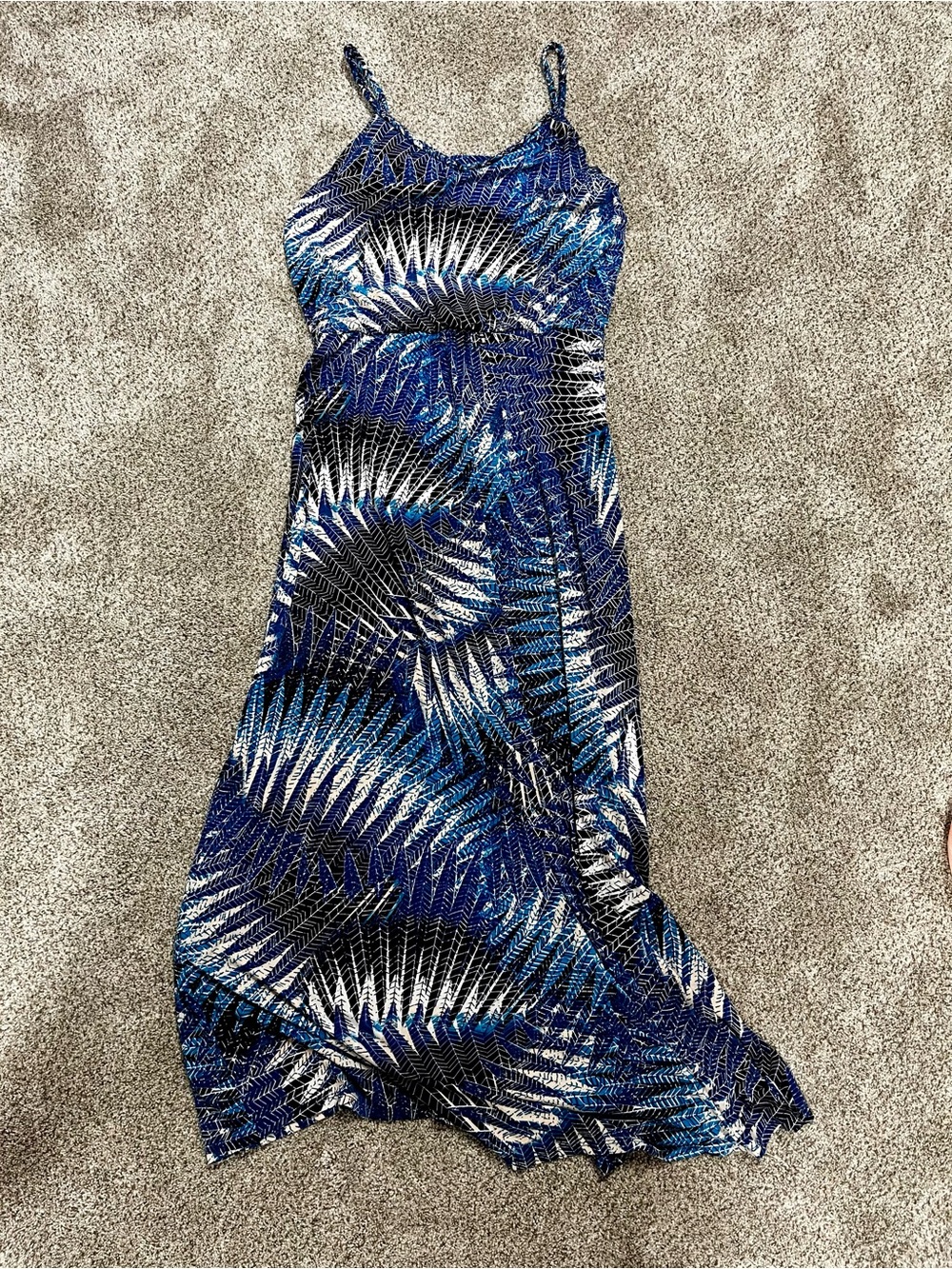 London Times Blue & White Lined Neck Detail
